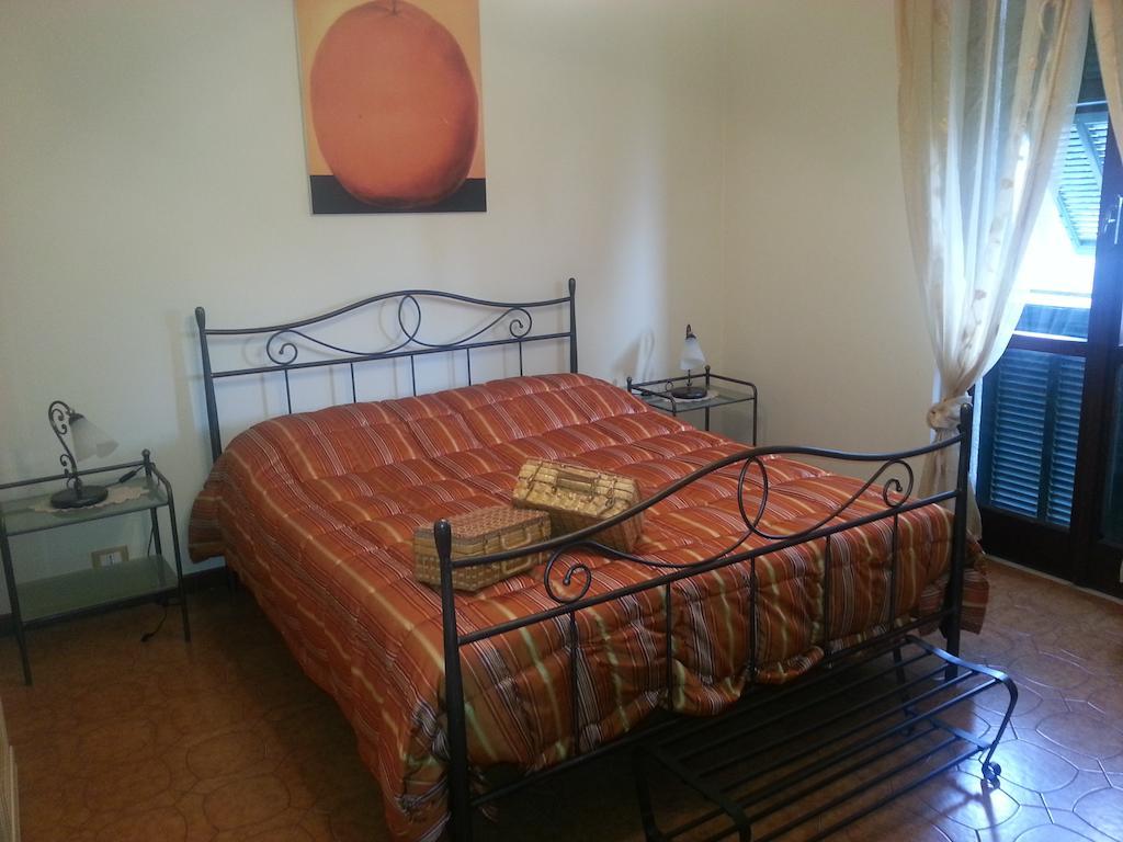 Pietra Preziosa Bed & Breakfast Pietra Ligure Zimmer foto